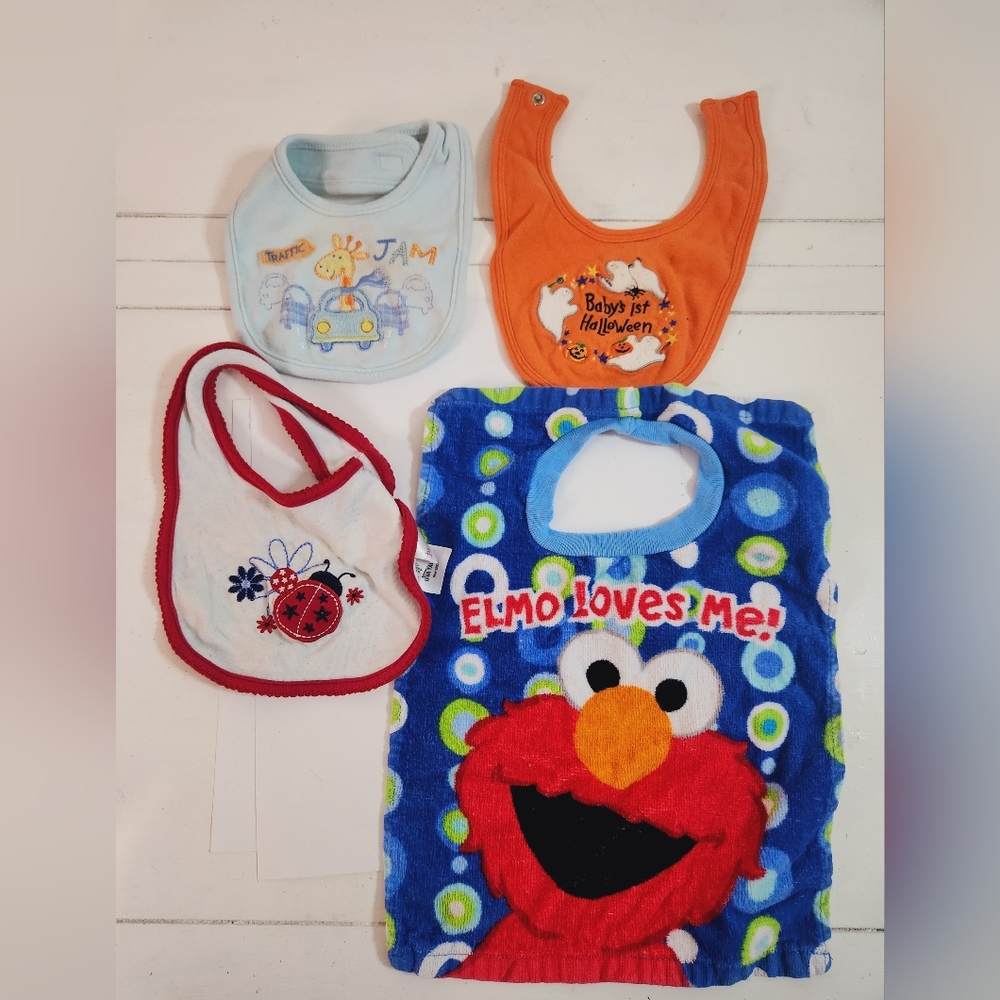 4 Vintage Baby Bibs Elmo, Halloween, Giraffe,  Ladybug